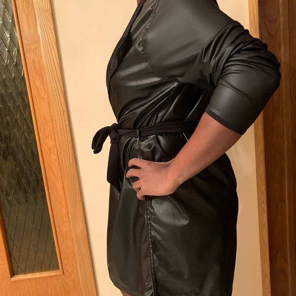 Black Jacket - Picture 2 of 3